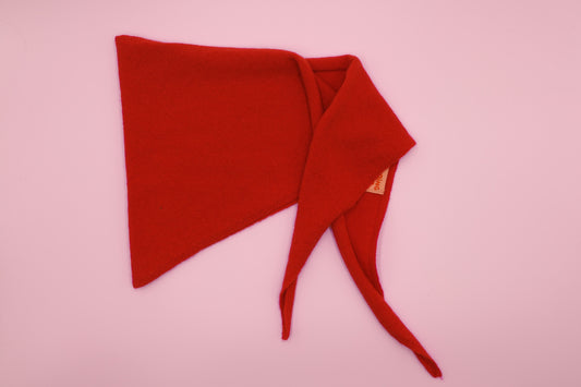 100% cashmere triangle scarf - red
